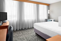  - Courtyard by Marriott Hotel Downtown Edmonton