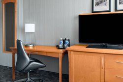  - Courtyard by Marriott Hotel Downtown Edmonton