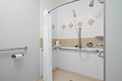  - Courtyard by Marriott Hotel Downtown Edmonton