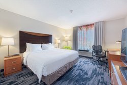  - Fairfield Inn & Suites by Marriott Naperville