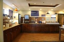  - Holiday Inn Express & Suites Cleveland