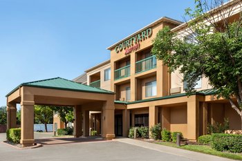 Courtyard by Marriott