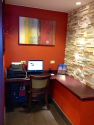  - Holiday Inn Express & Suites Algonquin