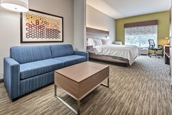  - Holiday Inn Express & Suites Lake Zurich
