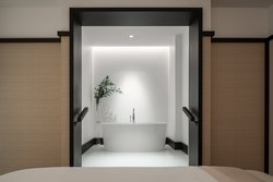  - Four Seasons Hotel Montreal