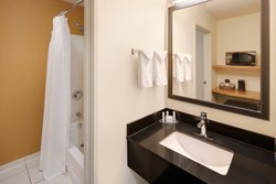  - Fairfield Inn & Suites by Marriott Airport Indianapolis - I-70, Exit 75