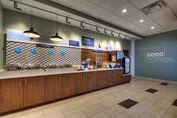  - Holiday Inn Express & Suites Findlay - I-75, Exit 159