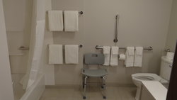  - Holiday Inn Express & Suites Downtown Auburn