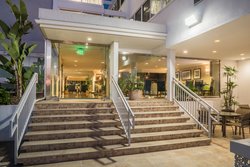  - Holiday Inn Express Downtown San Diego - I-5, Exits 16 & 16B