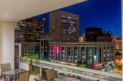  - Holiday Inn Express Downtown San Diego - I-5, Exits 16 & 16B