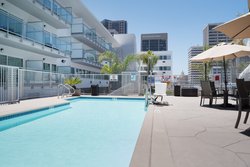  - Holiday Inn Express Downtown San Diego - I-5, Exits 16 & 16B