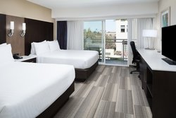  - Holiday Inn Express Downtown San Diego - I-5, Exits 16 & 16B