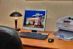  - Holiday Inn Express & Suites Vermillion