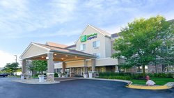  - Holiday Inn Express & Suites Riverwoods