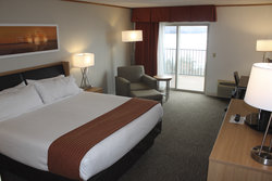  - Holiday Inn Express Munising