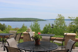  - Holiday Inn Express Munising