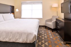  - Holiday Inn & Suites Addison