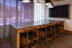  - Fairfield Inn & Suites by Marriott Bakersfield