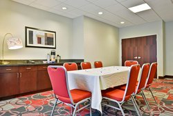  - Holiday Inn Express & Suites Utica - I-90, Exit 31