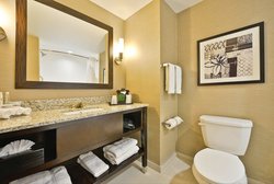  - Holiday Inn Express & Suites Utica - I-90, Exit 31