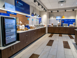  - Holiday Inn Express & Suites Airport Oklahoma City - I-40, Exit 145