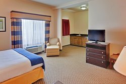  - Holiday Inn Express Delano