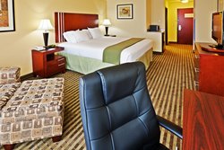  - Holiday Inn Express & Suites Perry
