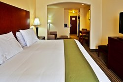  - Holiday Inn Express & Suites Perry