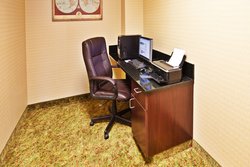  - Holiday Inn Express & Suites Perry