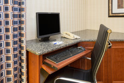  - Holiday Inn Express & Suites Abilene - I-70, Exit 275