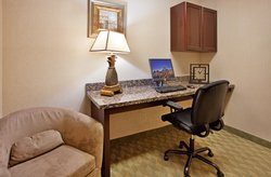 - Holiday Inn Express & Suites Lansing