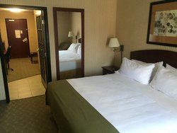  - Holiday Inn Express & Suites Lansing