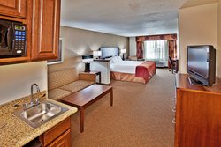  - Holiday Inn Express & Suites Dubuque