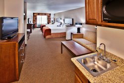  - Holiday Inn Express & Suites Dubuque
