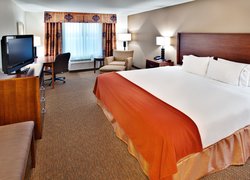  - Holiday Inn Express & Suites Dubuque