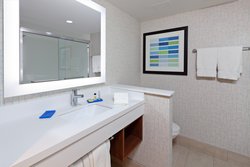  - Holiday Inn Express & Suites Ventura
