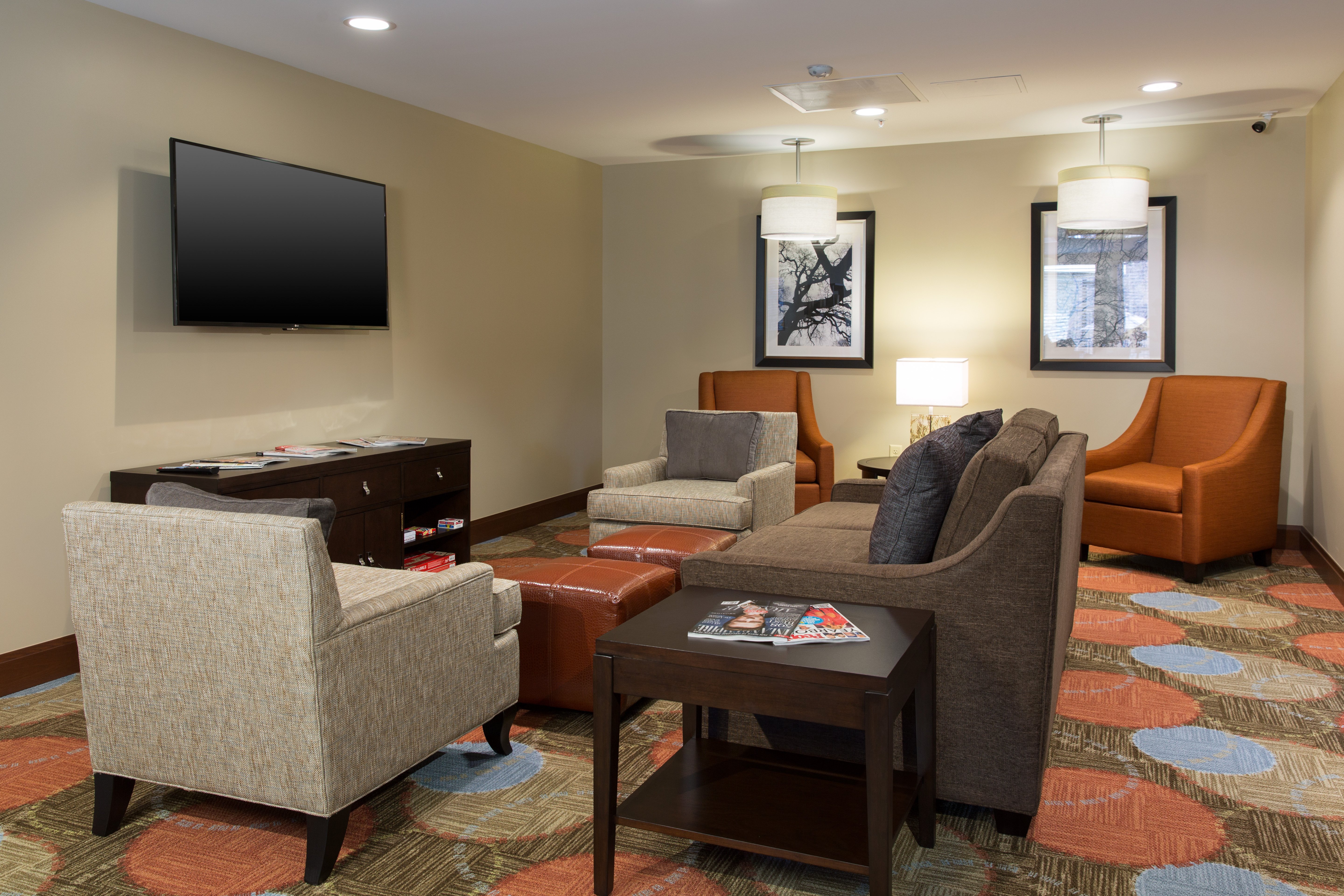 Relax with a good book or watch the big game in our Lobby Den.