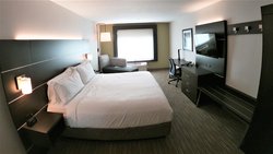  - Holiday Inn Express & Suites Hood River