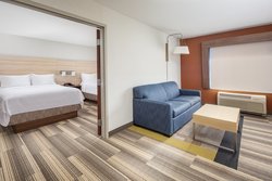  - Holiday Inn Express Airport Ontario