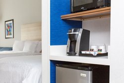  - Holiday Inn Express Airport Ontario