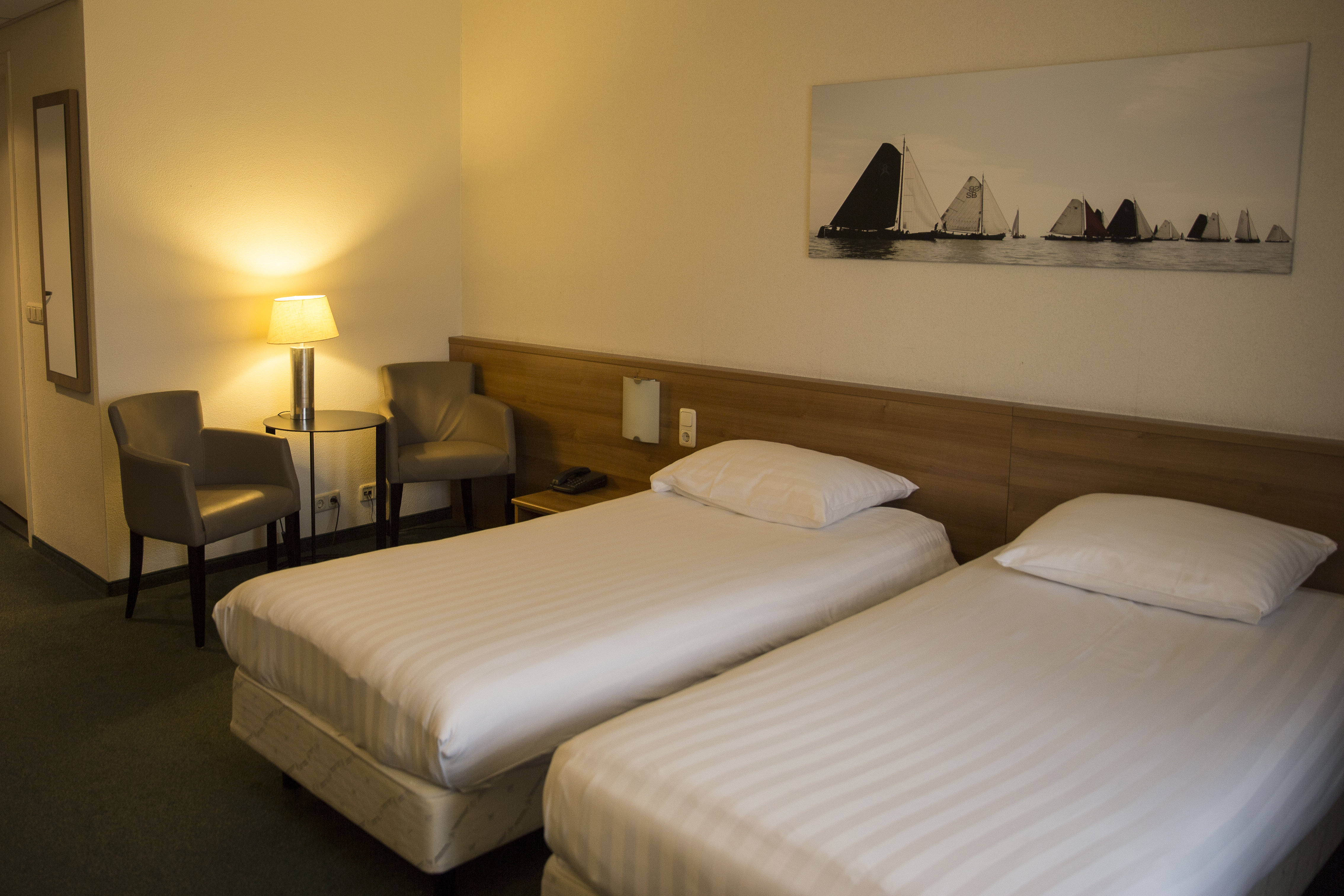 FLETCHER HOTEL HEIDEHOF-guestroom-Guest Room.jpg