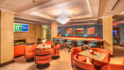  - Holiday Inn Express South Wichita - I-135, Exit 1A