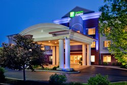  - Holiday Inn Express North Rochester