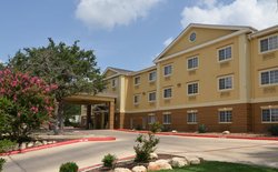  - Holiday Inn Express & Suites Airport San Antonio