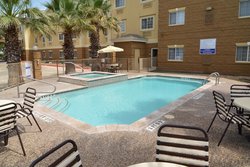  - Holiday Inn Express & Suites Airport San Antonio