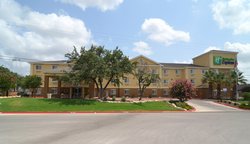  - Holiday Inn Express & Suites Airport San Antonio