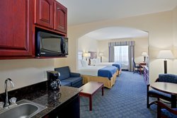  - Holiday Inn Express & Suites Pampa