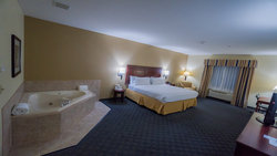  - Holiday Inn Express & Suites Pampa