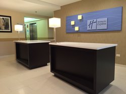  - Holiday Inn Express Arlington Heights - I-90, Exit 70