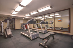  - Holiday Inn Express Fayetteville - I-49, Exit 65